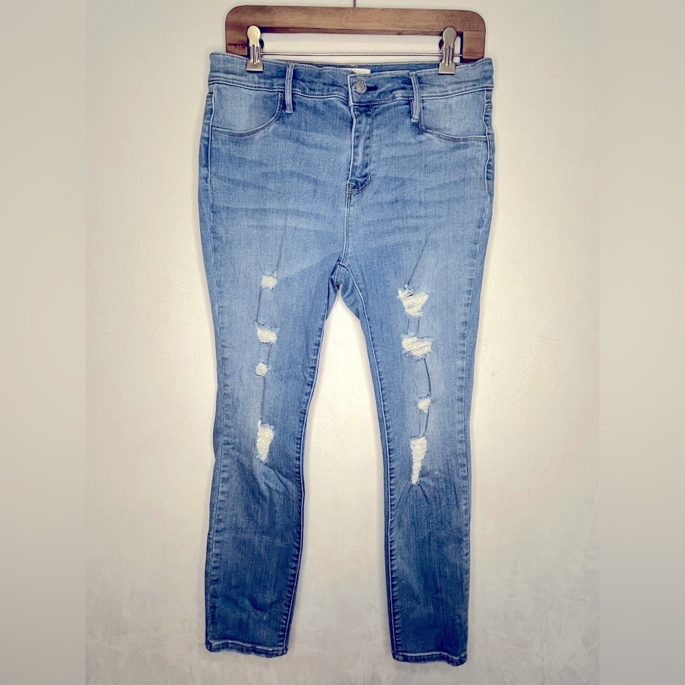 Pacsun Light Perfect Fit Jeggings Women's Distressed Blue Jeans Sz 30 Short